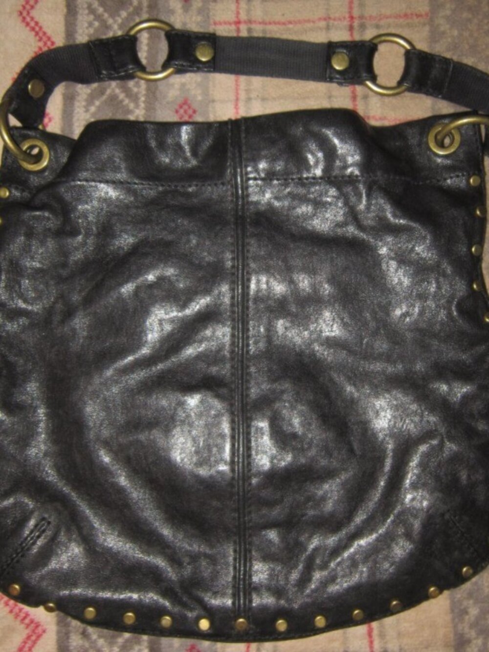 Fossil Large Shoulder Bag Purse Hobo Black Studded Leather 14x14 Snap Pockets - Picture 2 of 3